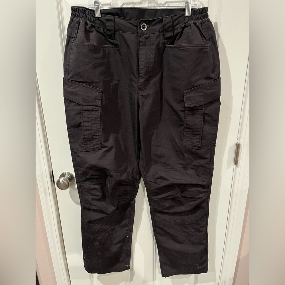 Free Soldier Black Cargo Pants Size 38